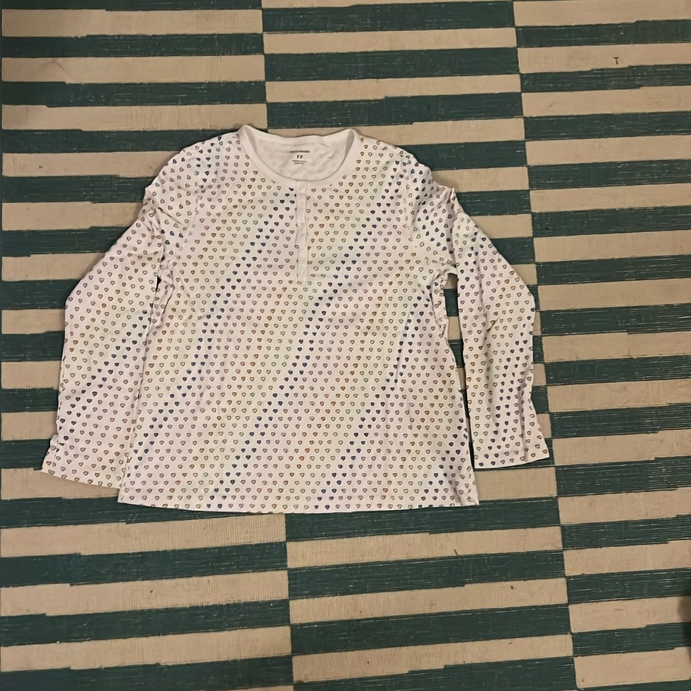 COPY - Super cute roller rabbit rainbow hearts pajama top
